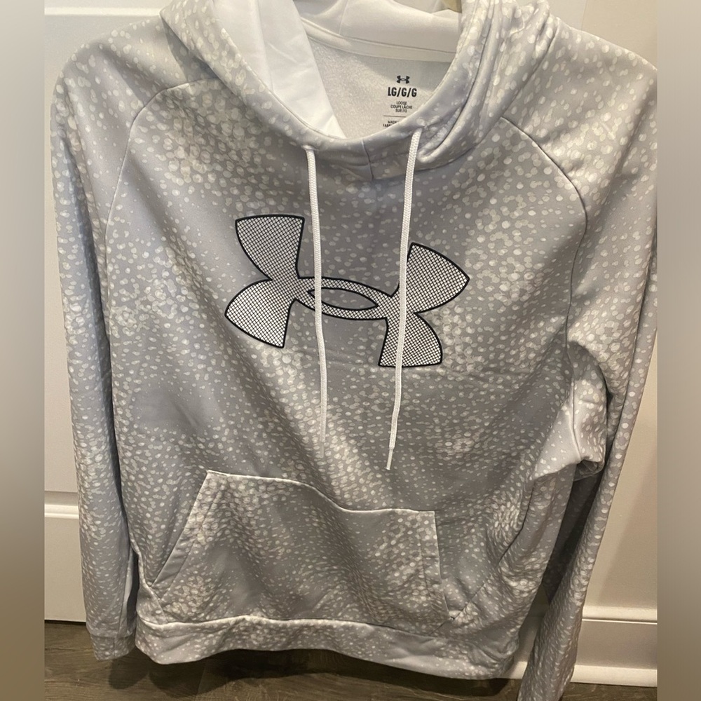 Men’s Under Armour hoodie